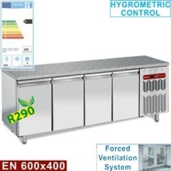 TP4N/HG-R2 (23) Konditorei-Bäckerei Kühltisch mit Granitplatte, Umluft, 4 Türen EN 600x400, 760 Liter